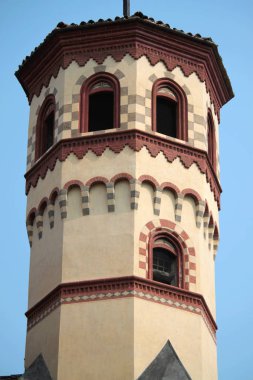 Antik duvarın dışındaki anıt manzarası