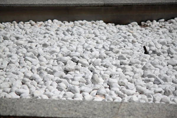 Σωρός Από Λευκές Πέτρες Για Έπιπλα — Φωτογραφία Αρχείου
