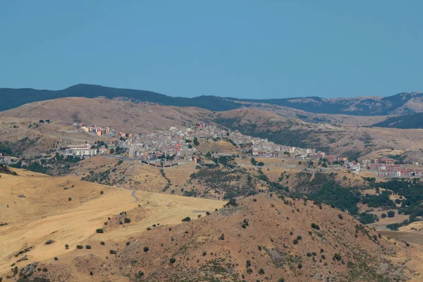 Land Natürliches Landwirtschaftliches Feld Mit Hügeln Sizilien — Stockfoto