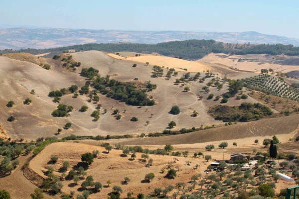 西西里中心的农业景观 — 图库照片