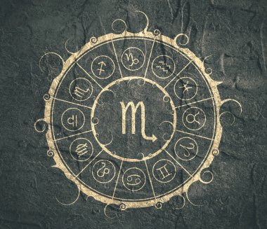 Astroloji sembolleri bir dairede. Akrep işareti