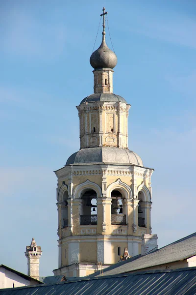 Kerk van Spaso-Prilutsky klooster in de Vologda, Rusland — Stockfoto