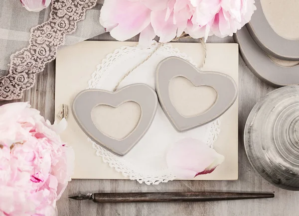 Two Hearts Photo Frames on Vintage Retro Background with Peony F — Stock Photo, Image