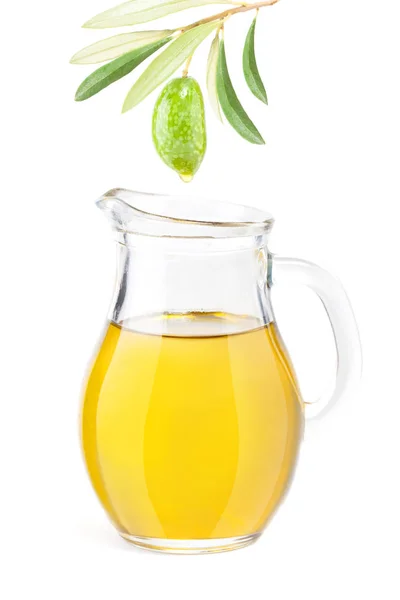 Pot vert d'olive géante et de verre d'huile d'olive biologique sur Ba blanc — Photo