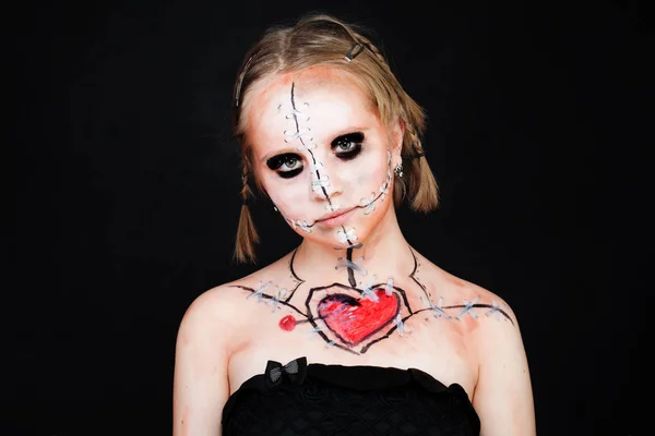 Halloween Makeup with Red Heart. Young Girl with Dead Dall Make- — Stock Photo, Image