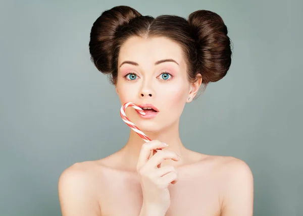 Beauty Fashion Portrait of Model Woman Eating Colourful Lollipop — Stock Photo, Image
