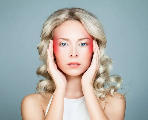 Woman with an Headache. Woman Puts Hands on the Head. Medicine C — Stock Photo, Image