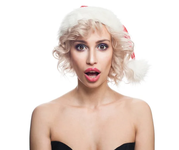 Різдвяна концепція здивованої жінки ізольована на білому тлі — стокове фото
