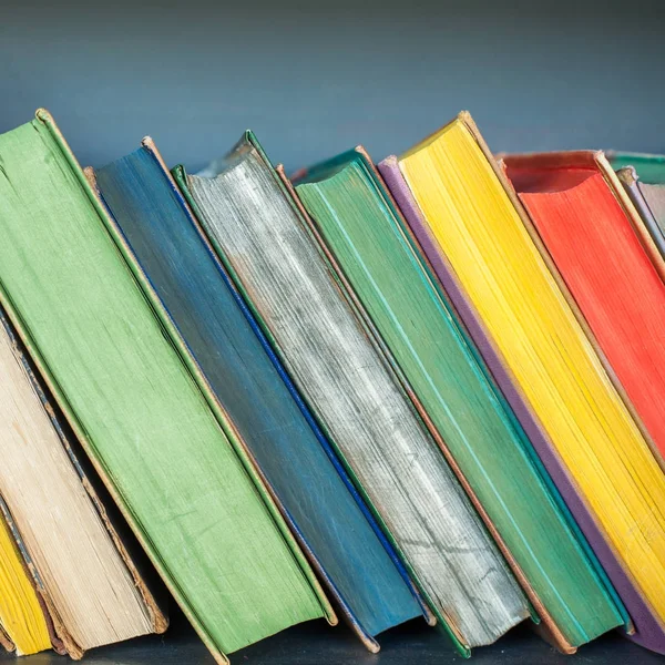 Old Books on the Shelf. Bookshelves Background. — Stock Photo, Image