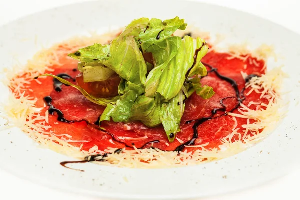 Marha carpaccio Vértes. Ínyenc étterem élelmiszer — Stock Fotó