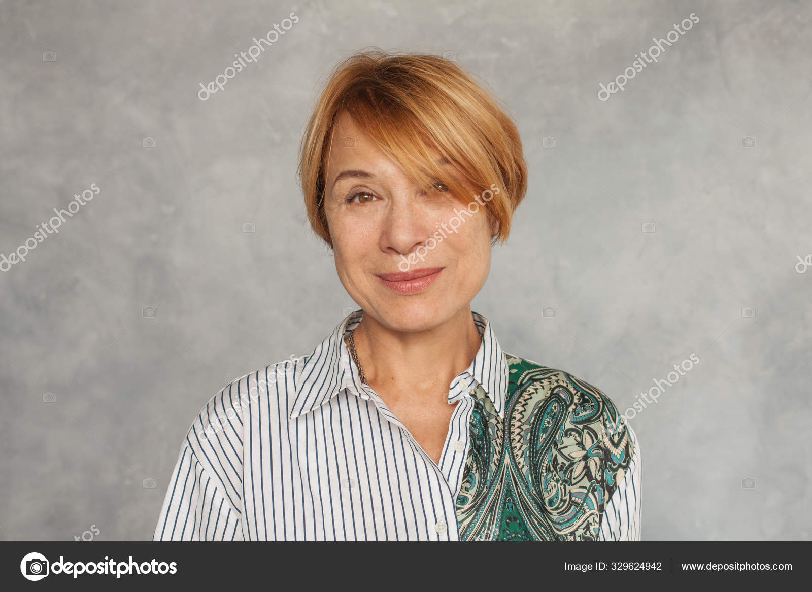 зрелая женщина 