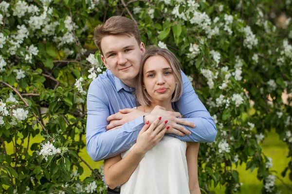 Boy Girl Cuddling Spring Park Outdoor — Stock Photo, Image