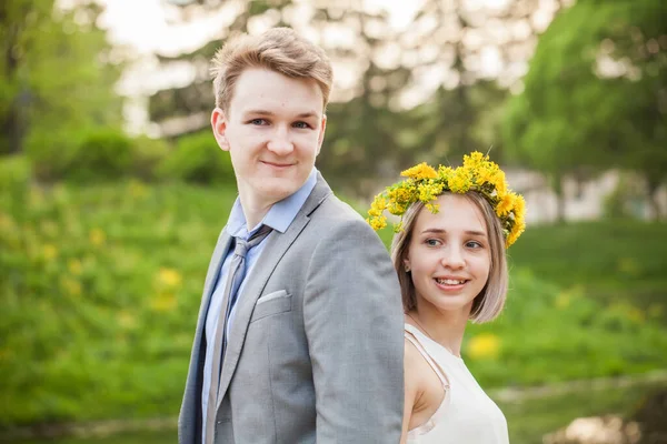 Happy Boy Girl Together Outdoor — Stock Photo, Image