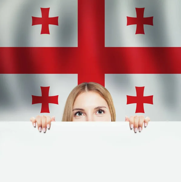 Menina Estudante Feliz Com Papel Branco Contra Fundo Bandeira Geórgia — Fotografia de Stock