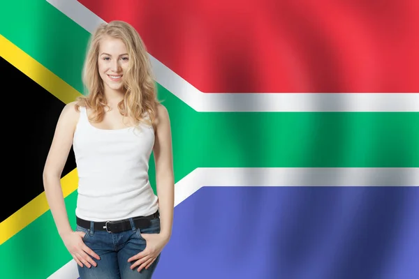 Zuid Afrika Concept Met Blond Meisje Tegen Zuid Afrikaanse Vlag — Stockfoto