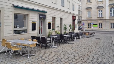 Vienna, Avusturya - 5 Nisan: Teras Restoran Viyana, Avusturya sokaklarında. 5th Nisan 2015 alınan atış