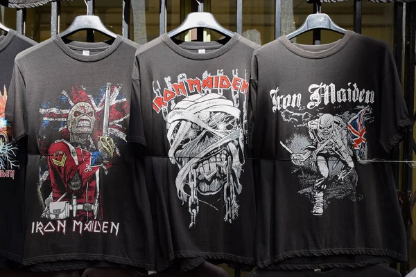 Iron maiden t-shirts — Stockfoto