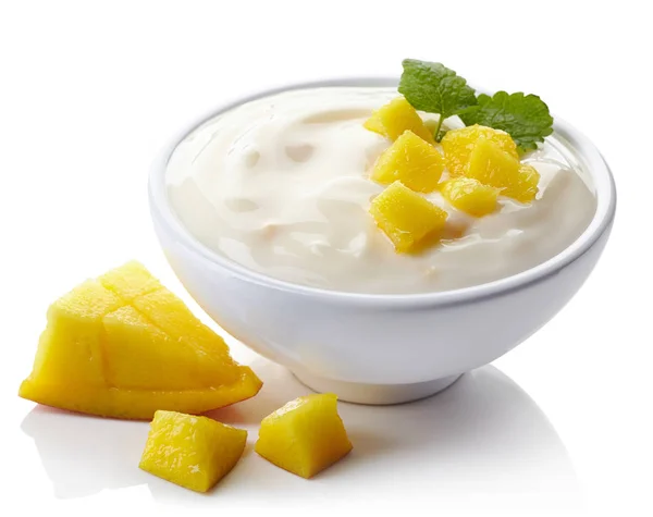 Ciotola di yogurt al mango — Foto Stock