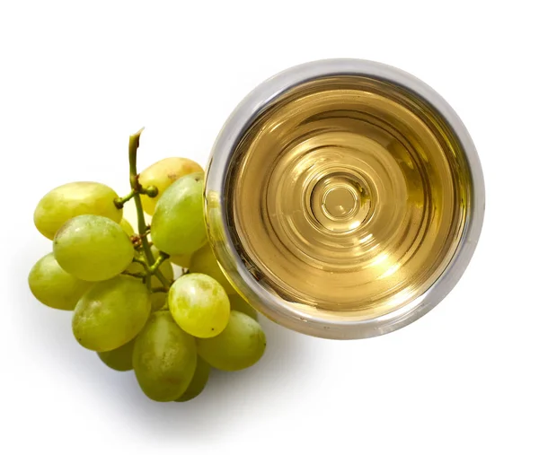 Стакан белого вина и винограда — стоковое фото
