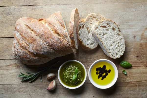 新鮮なチャバタのパン — ストック写真