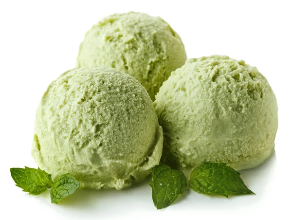 3 つのグリーン アップル ミント アイス クリーム ボール — ストック写真