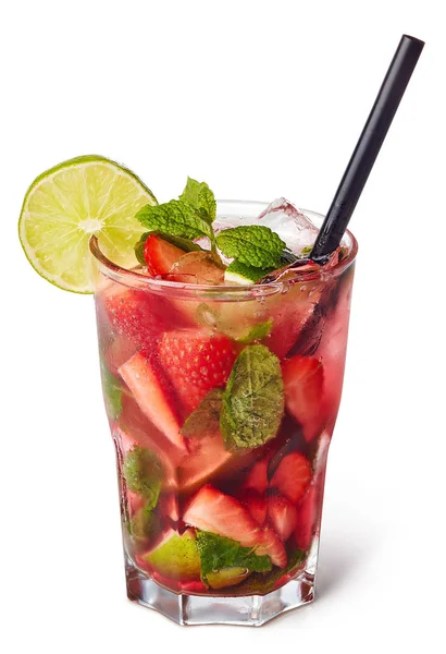 Bicchiere di cocktail di mojito alla fragola — Foto Stock