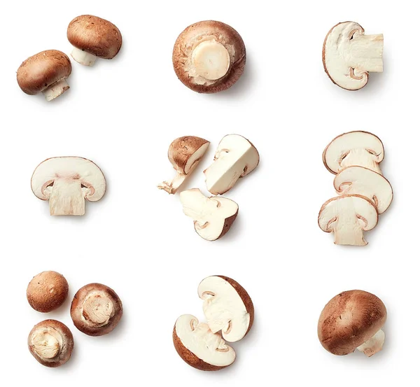 一套新鲜的 整体的 切片的香菇 在白色背景上分离 顶部视图 — 图库照片