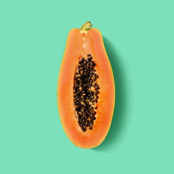 Helft Van Vers Rijp Papaya Fruit Groene Achtergrond Bovenaanzicht — Stockfoto