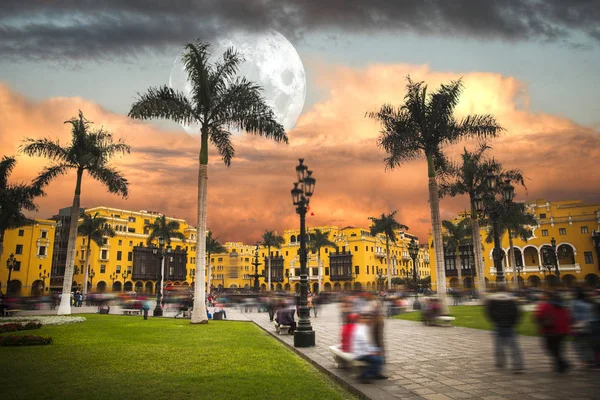 Lima is a city on the Pacific coast of South America — Stock Photo, Image