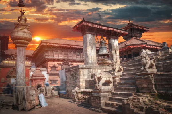 Bhaktapur Durbar térурочистий площі в Бхактапур — стокове фото