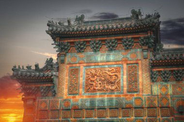 Yaz İmparatorluk Sarayı Pekin eteklerinde