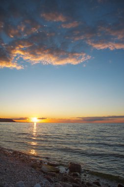 akşam Okyanusu günbatımı