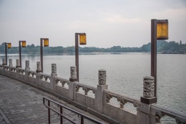 Beihai Parkı, Pekin 'deki Yasak Şehir' in kuzeybatısında bir imparatorluk bahçesidir..