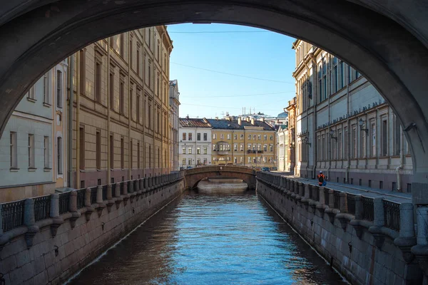 Řeky a ulice Petrohradu — Stock fotografie