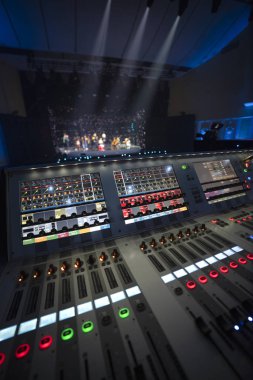 Konserde ses ekipmanı