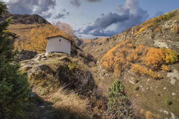 Monastery in Fiagdon. — Stock Photo, Image