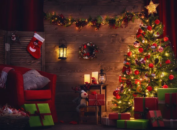 Quarto decorado para o Natal — Fotografia de Stock