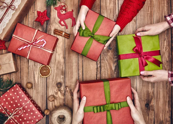 Tradiciones familiares Navidad. — Foto de Stock