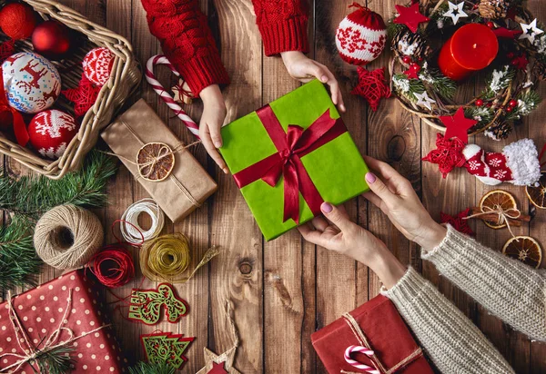 Tradiciones familiares Navidad. — Foto de Stock