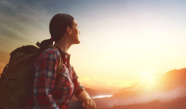 Traveller with backpack — Stock Photo, Image