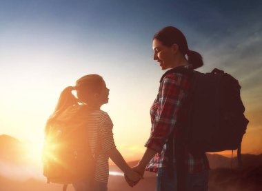 Anne ve çocuk yolculuk zevk