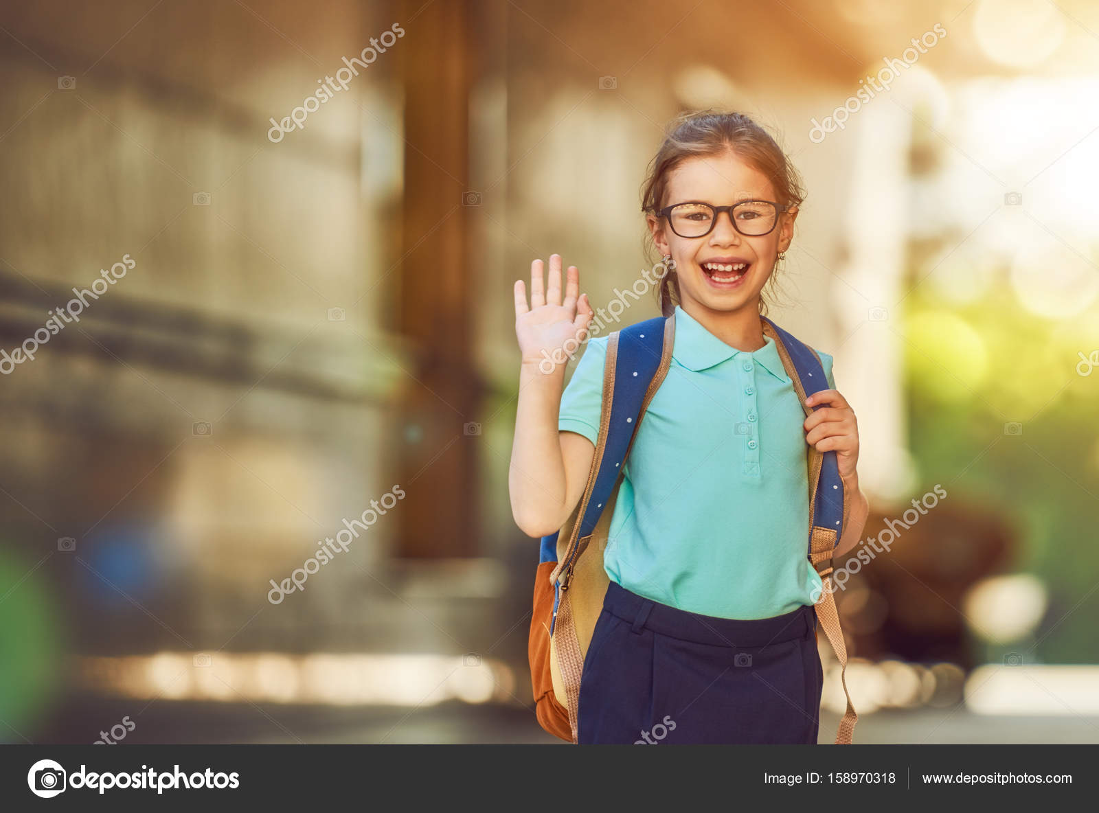 Girl with backpack — Stock Photo © choreograph 158970318
