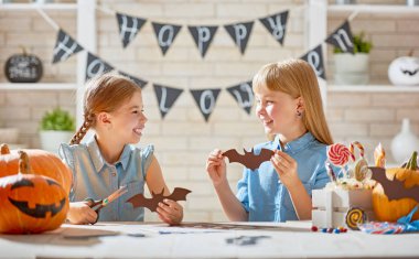 Çocuklar, Cadılar Bayramı