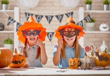 Çocuklar, Cadılar Bayramı