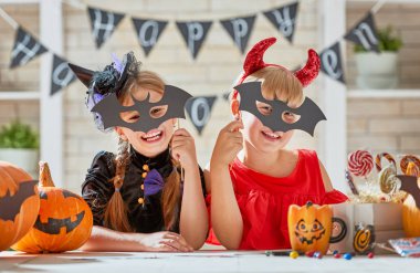 Çocuklar, Cadılar Bayramı