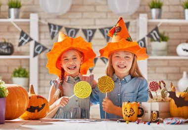 Çocuklar, Cadılar Bayramı