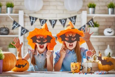 Çocuklar, Cadılar Bayramı