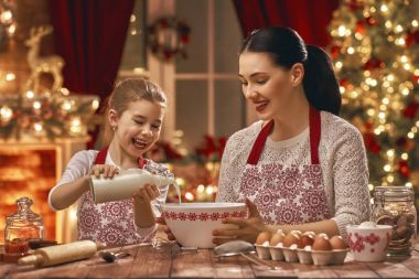 Noel kurabiye pişirme