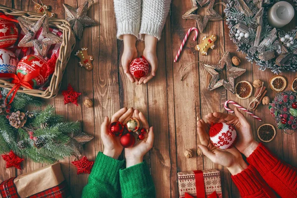 Tradições familiares de Natal — Fotografia de Stock