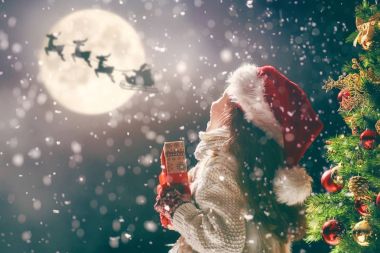 Şu anda Noel kızla